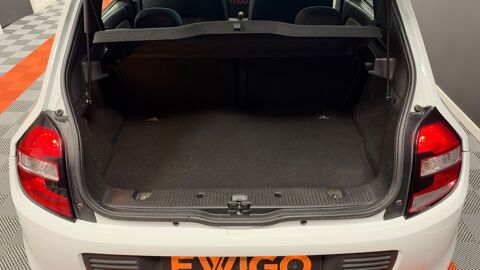 Twingo III 0.9 TCe 90 LIMITED 2017 EDC // ENTRETIEN CONSTRUCTEUR 2018 occasion 34430 Saint-Jean-de-V&eacute;das