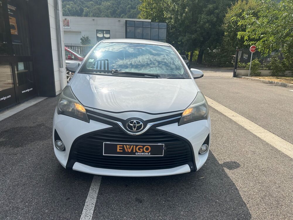 Yaris 1.L VVTI 70ch ACTIVE 2014 occasion 38420 Le Versoud