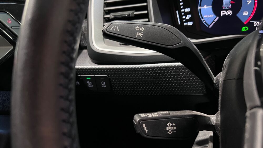 A1 SPORTBACK 1.0 30 TFSI 116 ADVANCED S-TRONIC - BI TON - ORIGI 2020 occasion 33610 Cestas