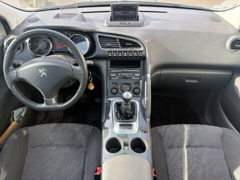 3008 GENERATION-I 1.6 HDI 110 CH PREMIUM / EMBRAYAGE NEUF / COURR 2011 occasion 40000 Mont-de-Marsan