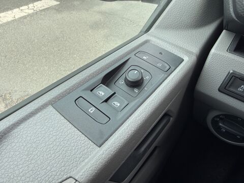 Transporter Combi T6 STYLEVAN 2.0 TDI 150 L1H1 AMENAGE BUSINESS LINE DSG BVA 2023 occasion 33100 Bordeaux