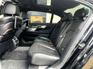 S&eacute;rie 7 4.4 750 LI 450 ch EXCLUSIVE ULTIMATE XDRIVE BVA 2018 occasion 77700 Serris