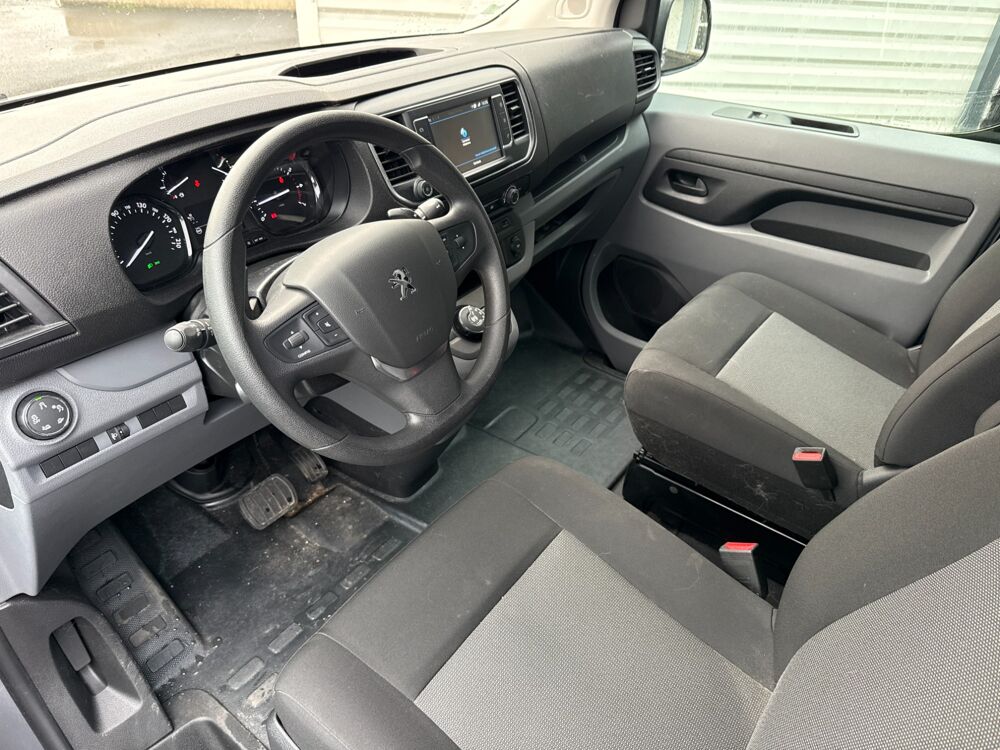 Expert FOURGON 2.0 BLUEHDI 180 L1 ASPHALT EAT 8 BVA / CARPLAY / DOU 2022 occasion 17100 Saintes