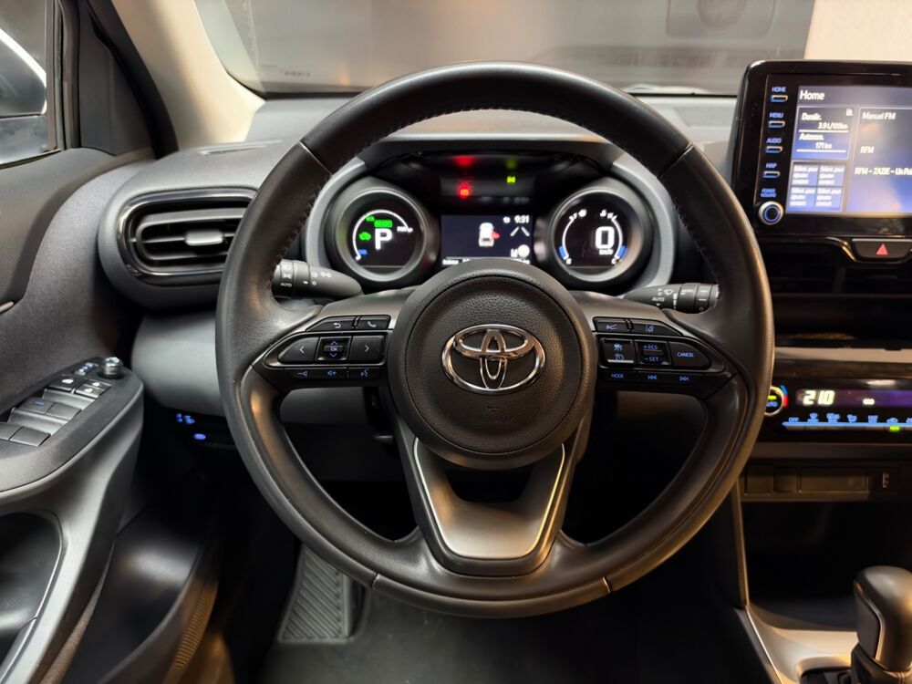 Yaris Cross 1.5 114 Ch FULL-HYBRID 0.8KWH DYNAMIC BVA / ENTRETIEN TOYOTA 2023 occasion 33320 Eysines