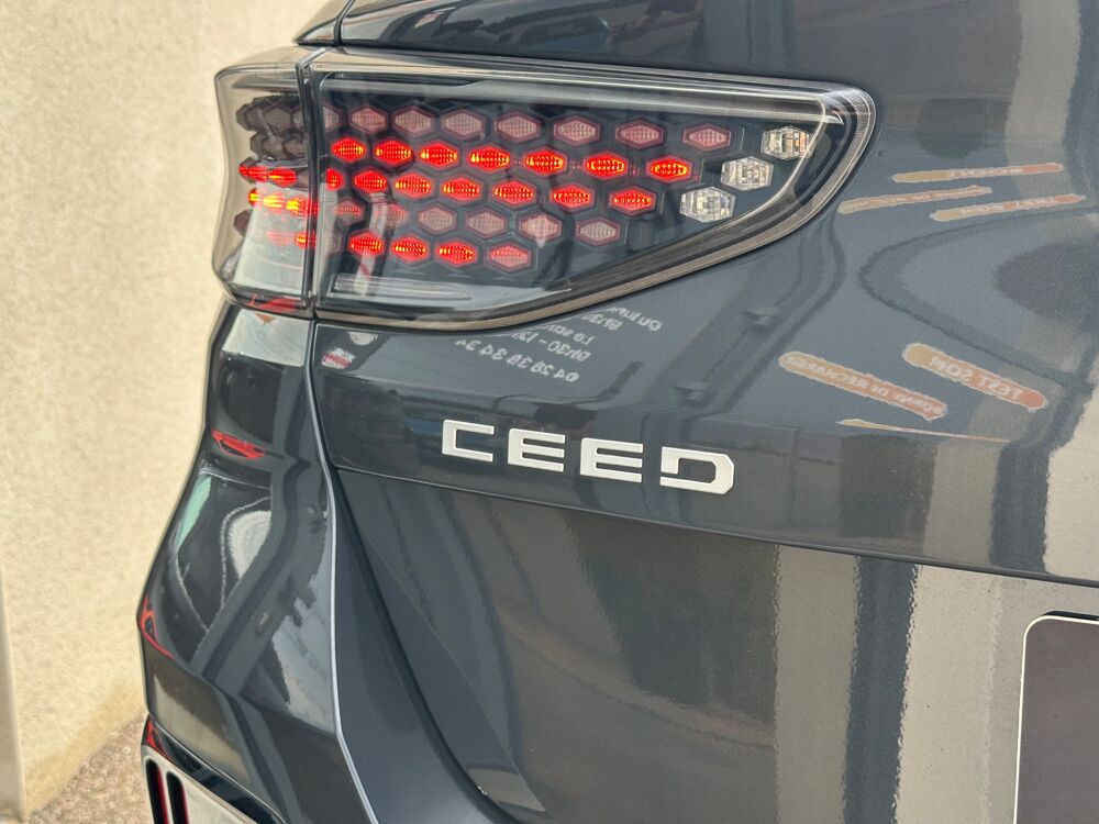 Ceed 1.0 T-GDI 120ch GT LINE - Entretien constructeur 2023 occasion 69420 Ampuis