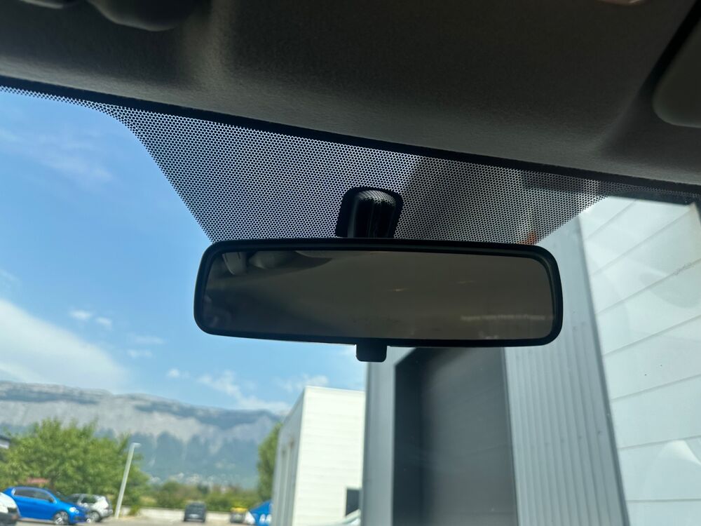 Yaris 1.L VVTI 70ch ACTIVE 2014 occasion 38420 Le Versoud