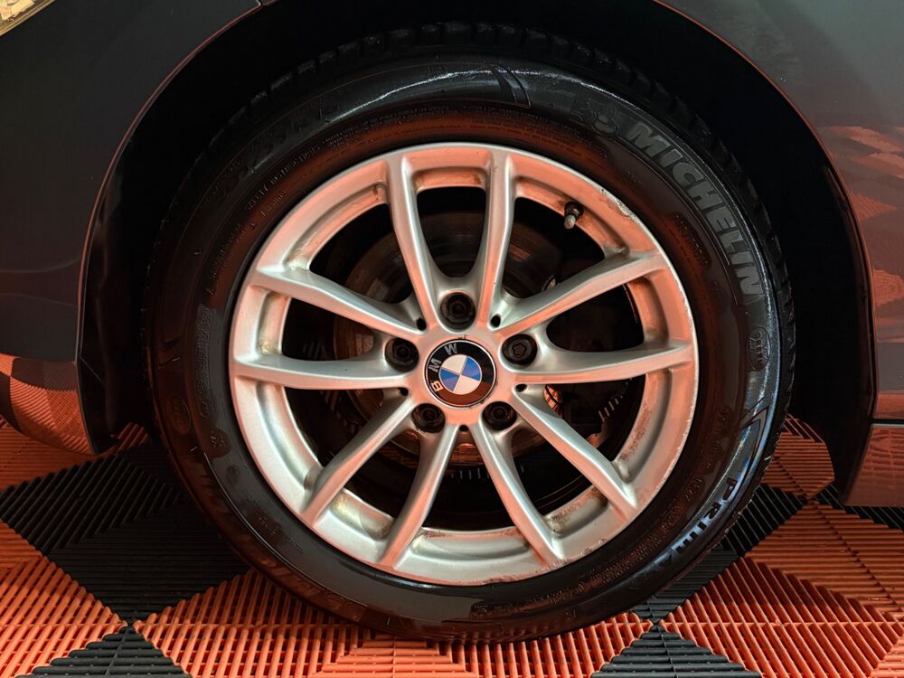 S&eacute;rie 1 1.5 116 D 116 CH BVA / RADARS ARR / BLUETOOTH / REGULATEUR 2015 occasion 29000 Quimper