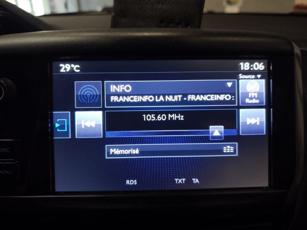 208 GENERATION-I 1.2 vti 80 LIKE 2015 occasion 60740 Saint-Maximin