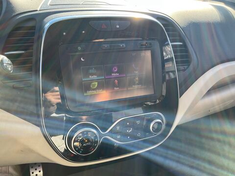 Captur 1.2 TCE 120 ENERGY INTENS EDC BVA 2017 occasion 17000 La Rochelle