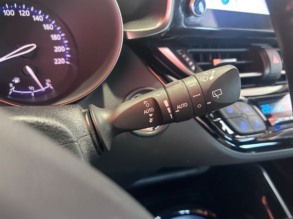 C-HR 2.0 HSD 184H 150CH FULL-HYBRID 1.4KWH COLLECTION 4X2 E-CVT 2023 occasion 47000 Agen