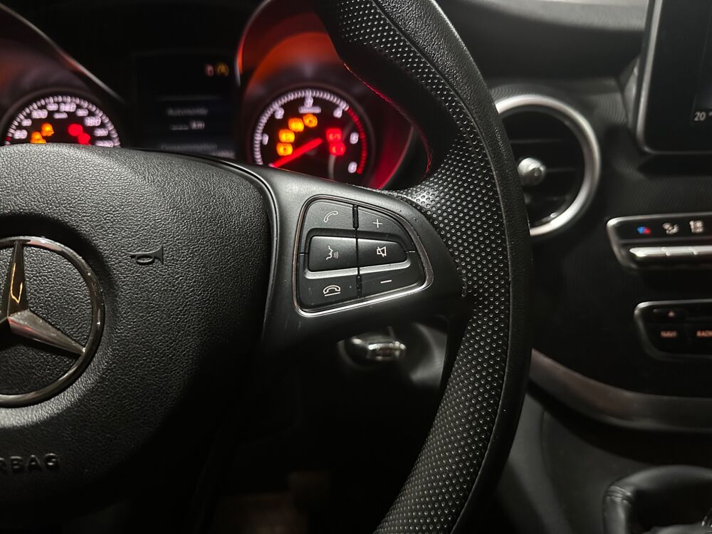 Classe V 2.2 220 CDI 163 CH BVM / 8 PLACES / BLUETOOTH / CAMERA AR / 2015 occasion 29000 Quimper