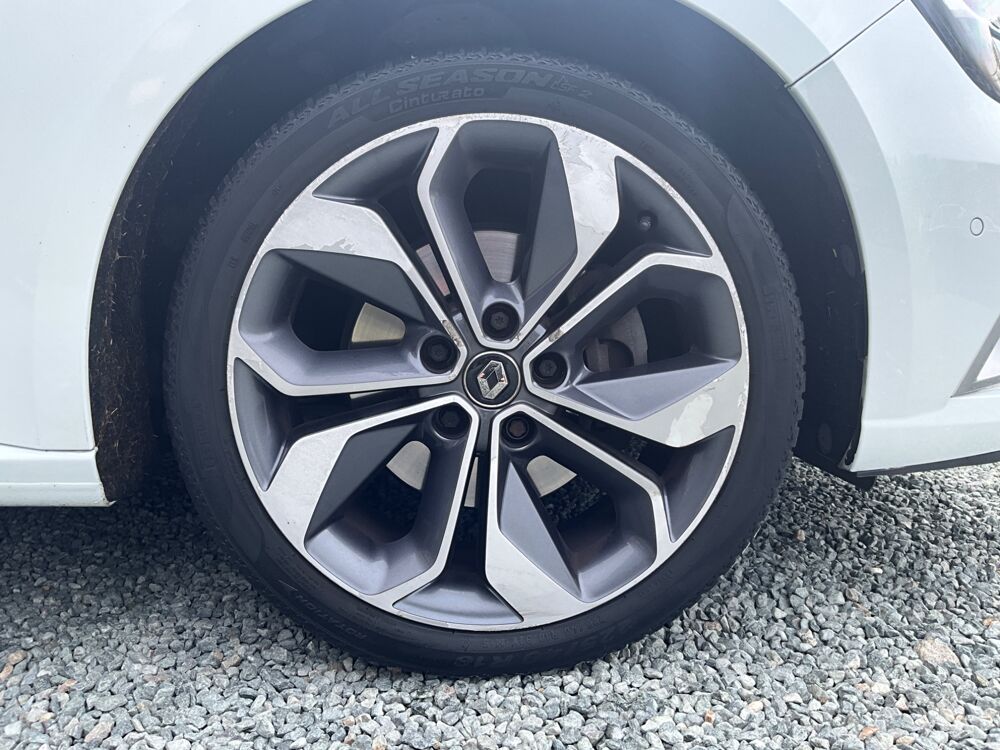 M&eacute;gane GT 160CH / CARPLAY / SIEGE BAQUET / BLEUTOOTH 2019 occasion 17000 La Rochelle