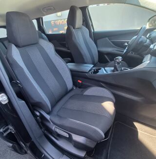 5008 GENERATION-II 1.5 BLUEHDI 130 CH ACTIVE BUSINESS START-STOP 2022 occasion 97410 Saint-Pierre