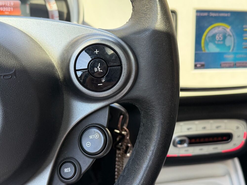 ForFour 90ch PRIME * TOIT PANORAMIQUE*CLIMATISATION 2015 occasion 13009 Marseille
