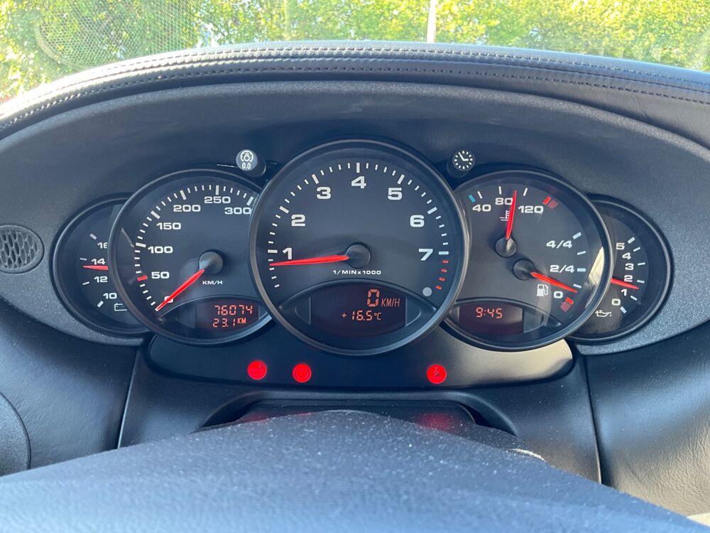 911 COUPE 996 3.4 300 CARRERA / ENTRETIENS PORSCHE / TOIT OUVRAN 1998 occasion 17000 La Rochelle