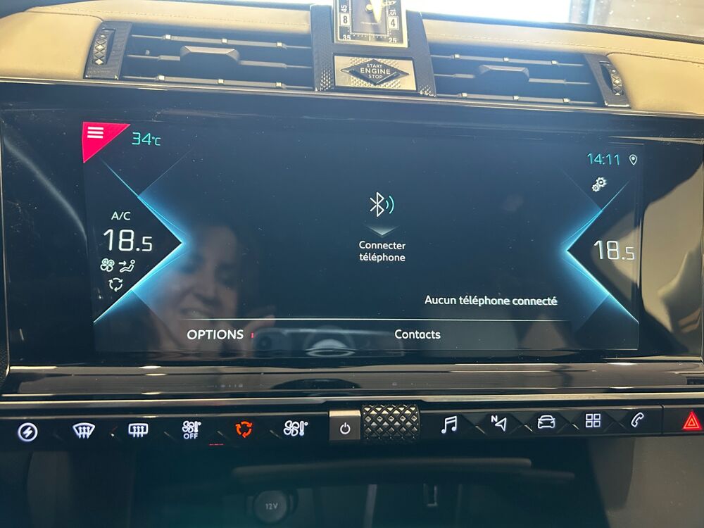 DS3 1.6 225H 180 PHEV HYBRID 13.2KWH RIVOLI BVA Hybride Recharge 2022 occasion 83600 Fr&eacute;jus