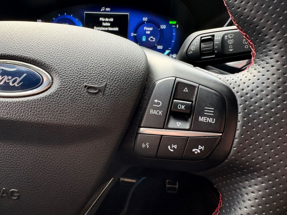 Kuga 2.5 DURATEC 225ch 150 HYBRID PHEV 14.4KWH ST-LINE 4X2 BVA / 2021 occasion 76150 Saint-Jean-du-Cardonnay