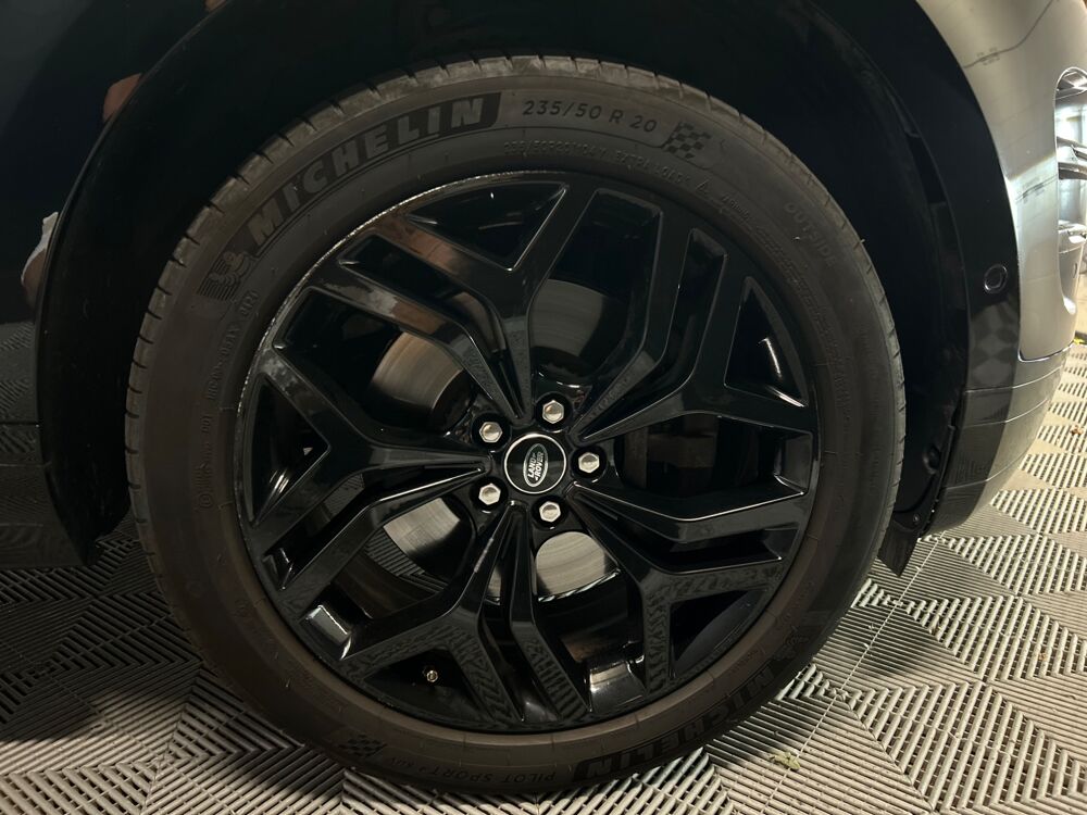 Range Rover Evoque 2.0 P250 250ch HYBRID MHEV R-DYNAMIC SE 4WD BVA/ MERIDIAN/ T 2019 occasion 78125 Gazeran