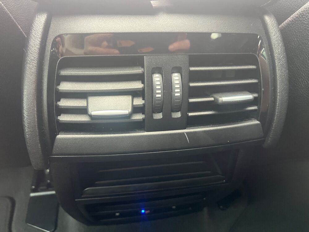 X6 3.0L D 260ch M-SPORT XDRIVE - TOIT OUVRANT + CAMERAS AV/AR + 2019 occasion 38420 Le Versoud
