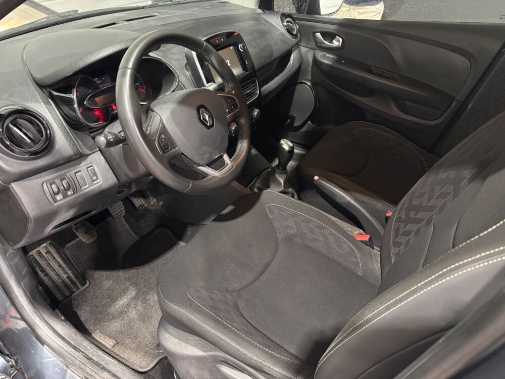 Clio 0.9 TCE 75CH ENERGY LIMITED / FAIBLE CONSO / IDEAL JEUNE PER 2019 occasion 17430 Tonnay-Charente