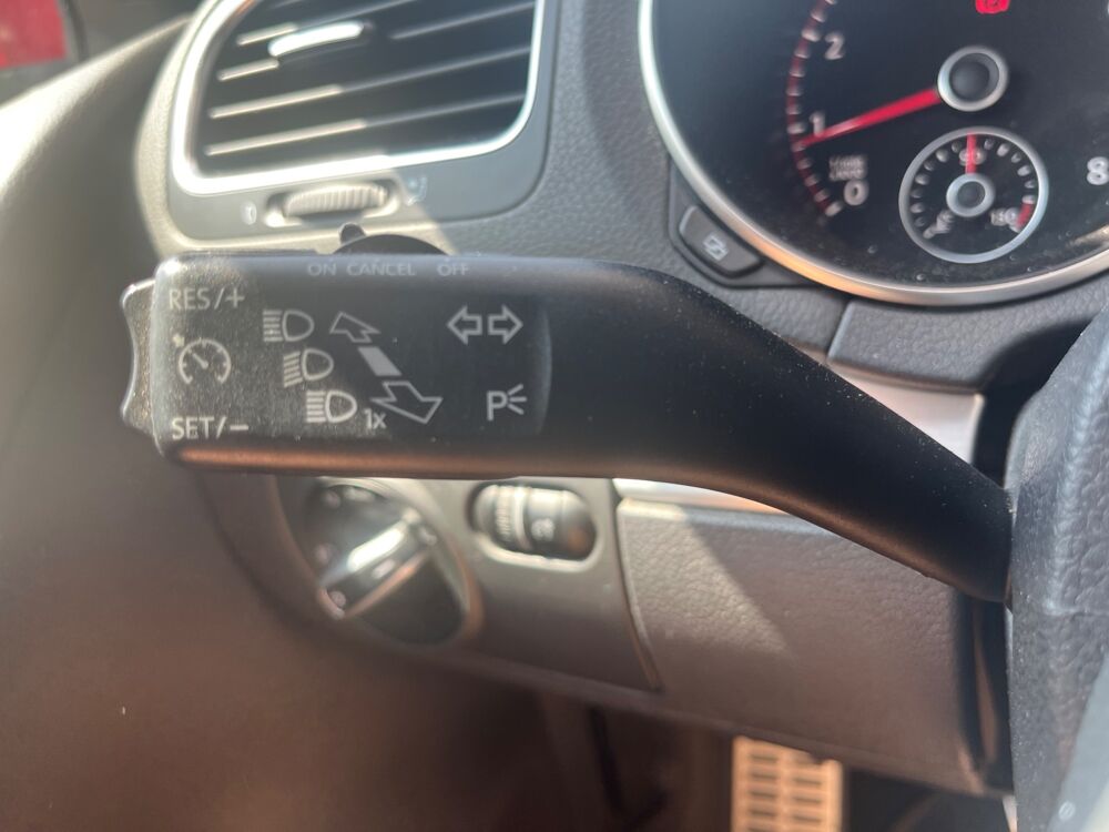 Golf 2.0L TSI 210ch GTI ADIDAS - SIEGES CHAUFFANTS + RADARS AR 2011 occasion 38420 Le Versoud