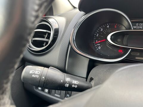 Clio 1.5 DCI 90 BUSINESS EDC BVA 2018 occasion 38590 Saint-&Eacute;tienne-de-Saint-Geoirs