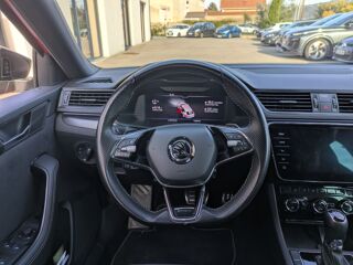 Superb Combi IV SPORTLINE 1.4 TSI 218CH DSG HYBRID Virtual Cockpit 2020 occasion 69420 Ampuis