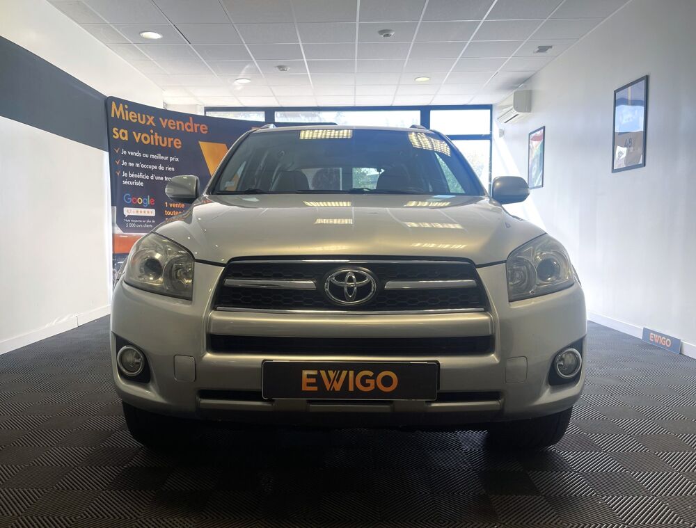 RAV 4 2.2 D4D DCAT 150 ch VXE GPS 4X4 BVA + TOIT OUVRANT + INSTALL 2009 occasion 21850 Saint-Apollinaire