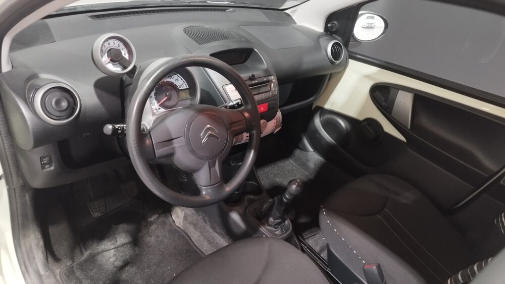 C1 1.0i 70CH CONFORT / IDEAL JEUNE PERMIS / 5 PORTES / BVM5 2012 occasion 17430 Tonnay-Charente