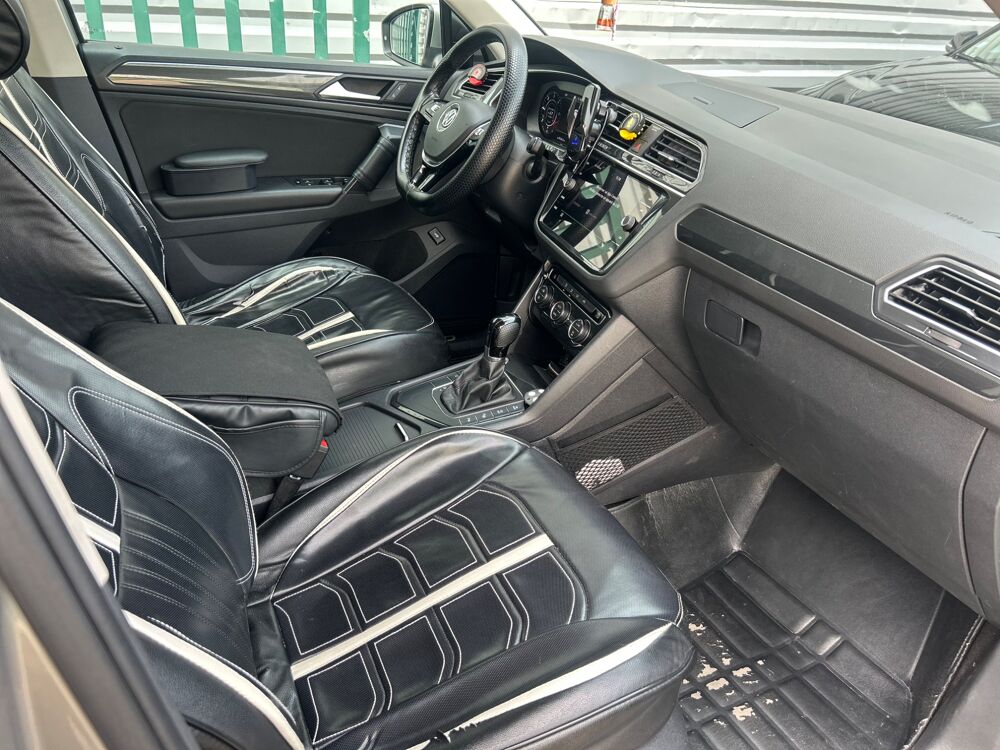 Tiguan 2.0 TDI 150CH BLACK R-LINE DSG BVA / ATTELAGE TOIT OUVRANT 2018 occasion 47000 Agen