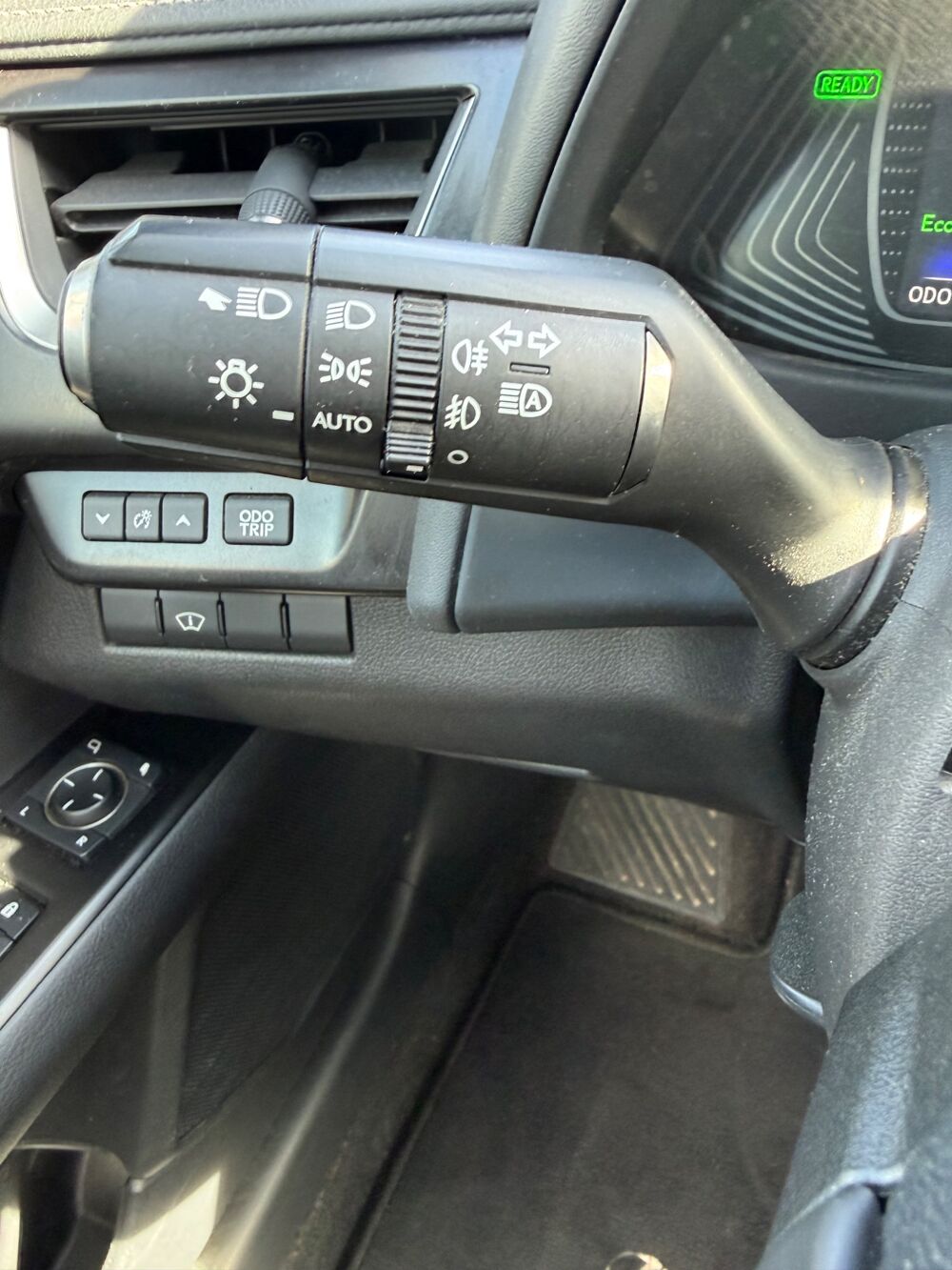 UX 2.0 250 H 184CH 150HEV 1.4KWH LE PLUS 2WD BVA - CAMERA DE 2019 occasion 27000 &Eacute;vreux