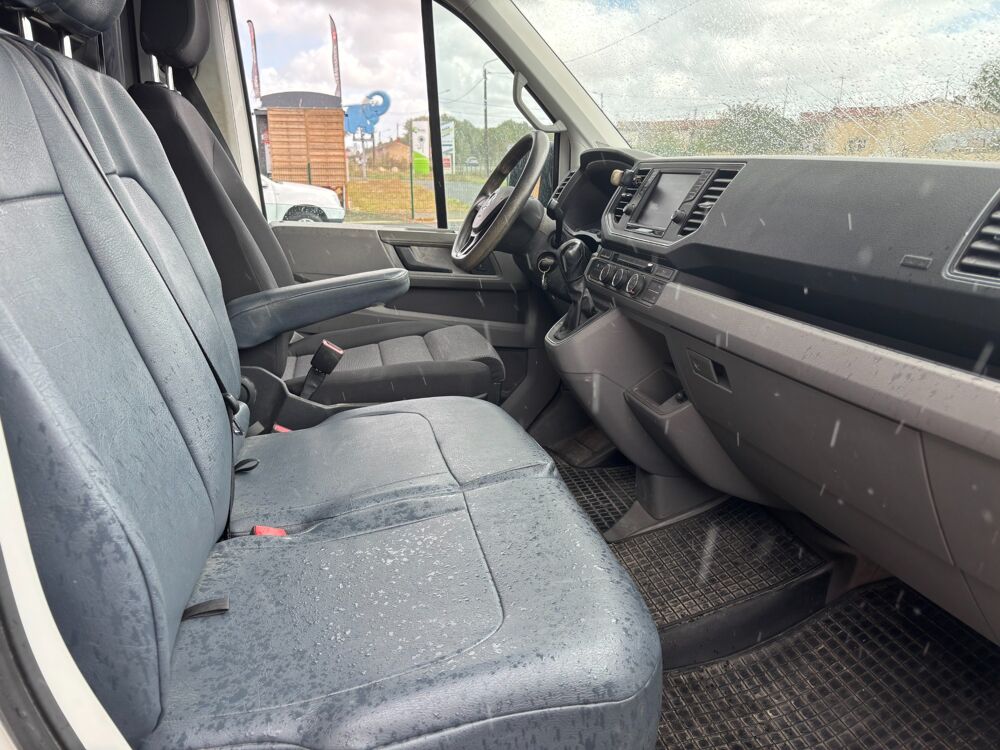 Crafter 2.0 TDI 177CV/BVa8/4 MOTION/TVA RECUPERABLE/ENTRETIEN FULL V 2019 occasion 17430 Tonnay-Charente