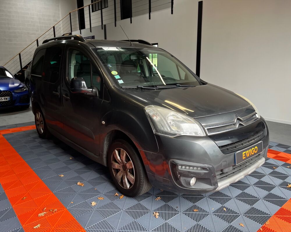 Berlingo GENERATION-II MULTISPACE 1.6 BLUEHDI 100CH XTR+ / DISTRIBUTI 2015 occasion 33260 La Teste-de-Buch