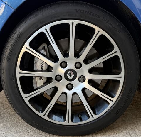 Clio III (2) 2.0 16V 203 RS GORDINI + 1ere MAIN FR + FUTUR COLLEC 2011 occasion 54000 Nancy