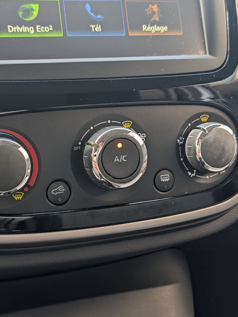 Captur 0.9 TCE 90ch COOL GREY - CLIM REGULATEUR - CARPLAY POSSIBILE 2017 occasion 57600 Forbach