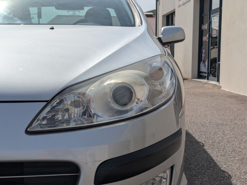 407 1.8 125cv CONFORT / 4 ROUE SUR JANTES EN / 2 VITRES ELECTRIQ 2006 occasion 69420 Ampuis