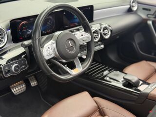 Classe CLA 200D 2.0 150Ch AMG LINE 8G-DCT BVA - ENTRETIEN COMPLET MERCE 2020 occasion 26000 Valence