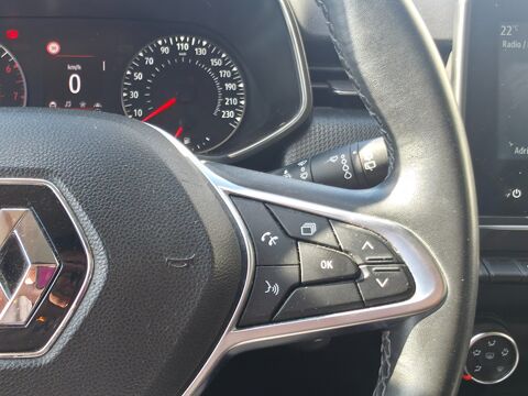 Clio V 1.0 TCE 100ch ZEN / CARPLAY / AIDE AU PARKING AR / FRONT A 2019 occasion 17100 Saintes