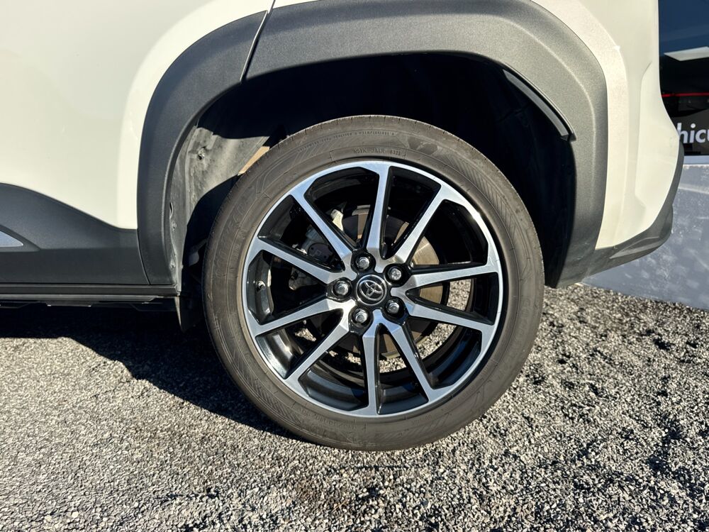 Yaris CROSS 1.5 116h Hybride GR Sport BVA / 1&egrave;re main / Entretien 2023 occasion 64122 Urrugne