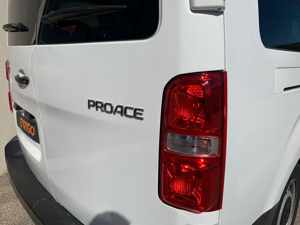 Proace city 1.5 D4D 120cv L2 SHUTTLE COOL CONFORT / DOUBLE PORTE LATERAL 2022 occasion 69420 Ampuis