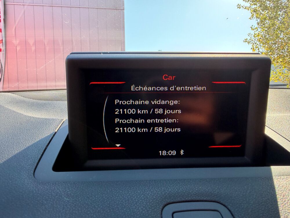 A1 SPORTBACK 1.6 TDI 105Ch AMBITION LUXE - 1ERE MAIN - DISTRIBU 2014 occasion 76150 Saint-Jean-du-Cardonnay