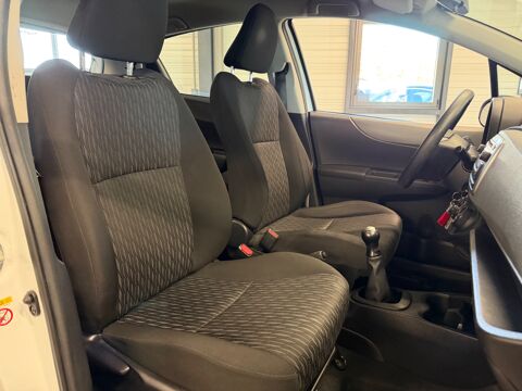 Yaris 1.0 VVTI 70 Ch ACTIVE - JANTES ALU 2013 occasion 79000 Niort