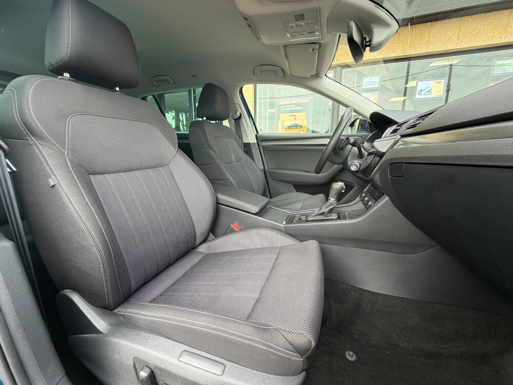 Superb COMBI 1.4 TSI IV 218CH PHEV STYLE DSG BVA 2021 occasion 13700 Marignane