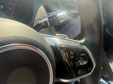 E-PACE P300E 309 ch R-DYNAMIC BLACK AWD SON MERIDIAN / ATTELAGE ELE 2021 occasion 42160 Andr&eacute;zieux-Bouth&eacute;on