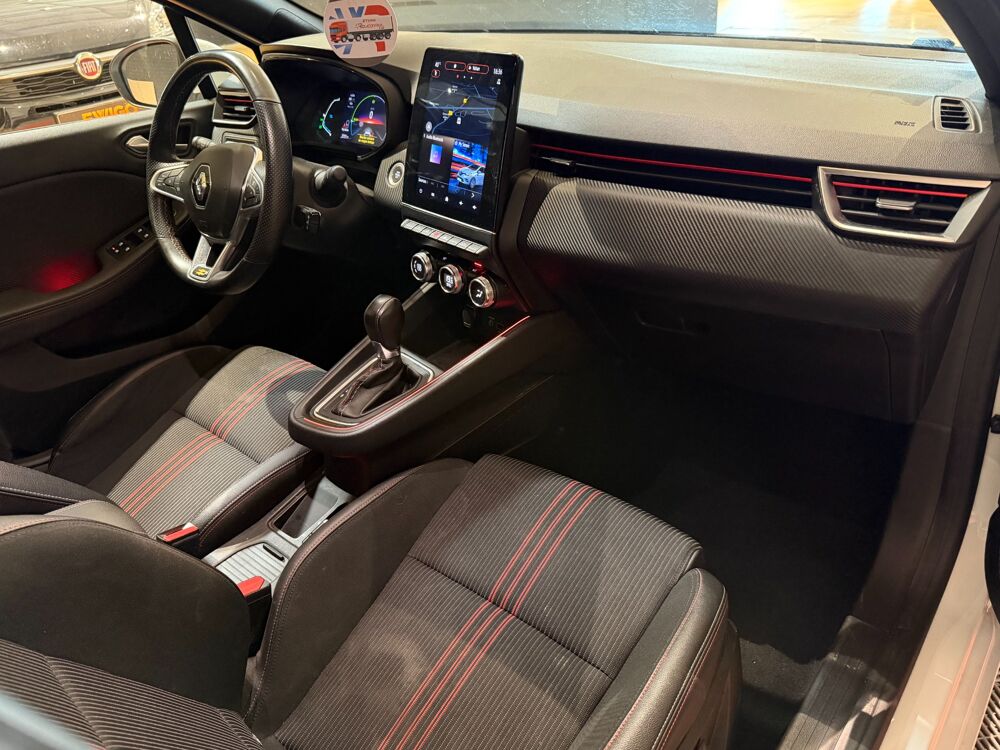 Clio E-TECH HYBRIDE 145ch ENGINEERED 2022 occasion 81990 Puygouzon