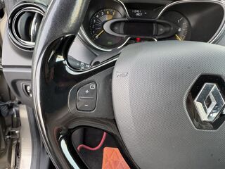 Captur 1.2 TCE 120 INTENS EDC BVA 2014 occasion 64122 Urrugne
