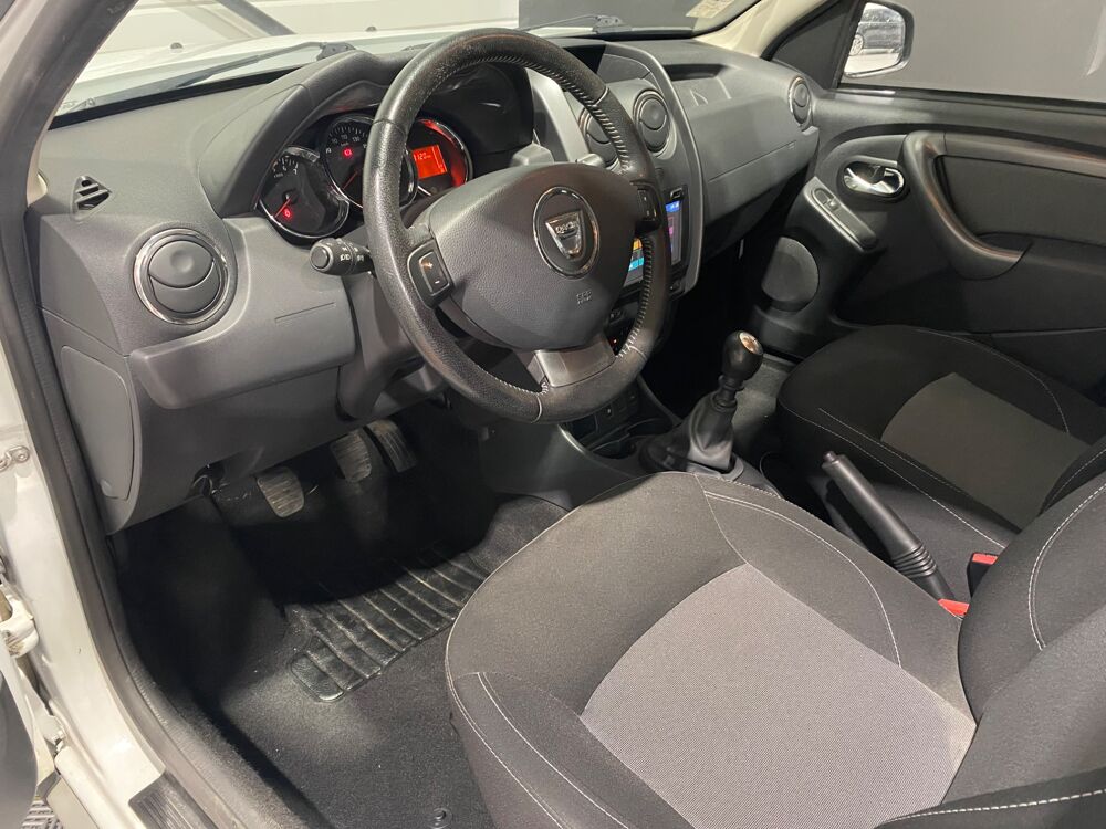 Duster 1.5 DCI 110CV PRESTIGE 4X2 BVm6 2016 occasion 17430 Tonnay-Charente