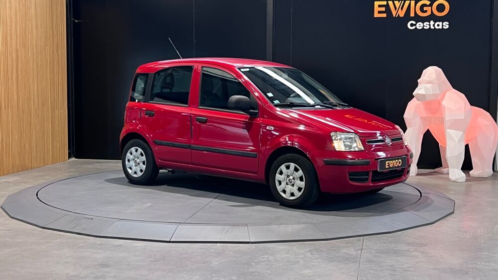 Panda DYNAMIC 1.2 70 TEINTE ROUGE - CLIMATISATION - DISTRIBUTION 0 2011 occasion 33610 Cestas