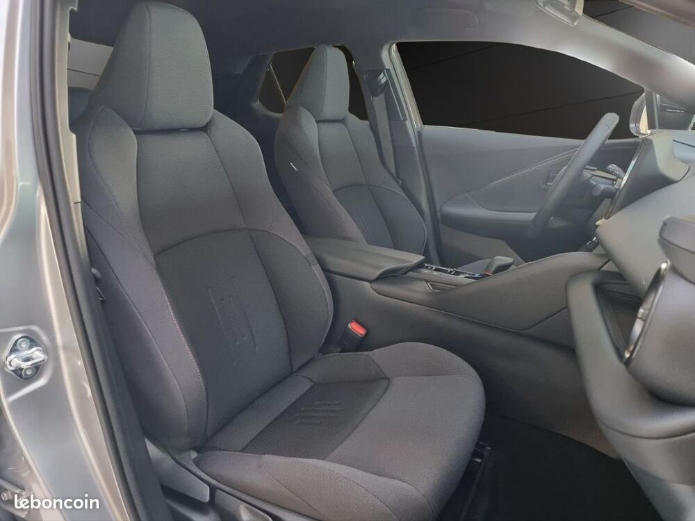 C-HR HYBRIDE 140 BVA E-CVT DESIGN 2026 occasion 21850 Saint-Apollinaire