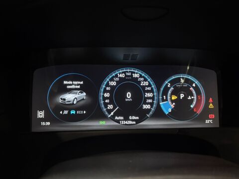 XF 3.0 D 300CH R-SPORT BVA ENTRETIEN JAGUAR CARPLAY TOIT OUVRAN 2016 occasion 60740 Saint-Maximin
